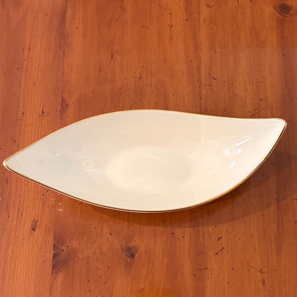 Lenox Cream and Gold Leaf-Shaped Dish